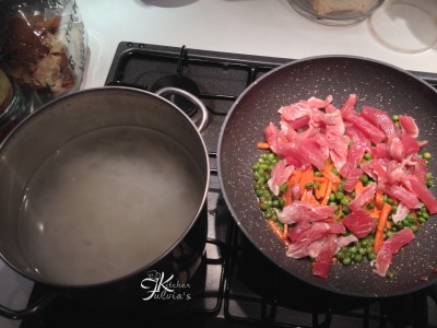vermicelli di riso con tonno, carote e piselli6