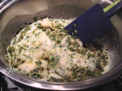 Pasta al pesto con gorgonzola e noci3