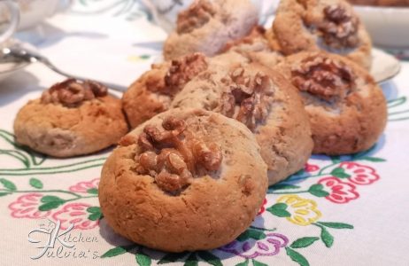 Biscotti con ricotta, fiocchi d’avena e noci – la ricetta